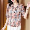 Blusa de gasa floral moderna de manga media para mujer, verano nueva, camisa holgada elegante que reduce la edad y cubre el vientre