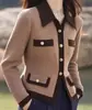Cardigan de Tricô Retrô Estilo Tweed Cor Café para Mulheres 2025 Outono e Inverno Novo Estilo Aparência Emagrecedora e Peça Única de Manga Longa