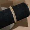Elegancia Esmeralda~Pulsera Abierta con Circonita Incrustada, Estilo Corte Vintage, Pulsera Lujosa con Diseño Único, Joyería de Mano de Nicho para Mujeres