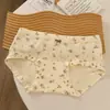 Pantaletas de Algodón Floral Estilo Pastoral Antibacterianas 10A para Mujer, de Cintura Media, Cubre Cadera, Transpirables, Antibacterianas, de Longitud Extendida, Refuerzo 100% Algodón