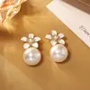Brincos de Pérola Florais com Esmalte Gotas Suave Franceses Argola de Prata S925 de Alta Qualidade Brincos de Camélia Brincos Elegantes da Moda