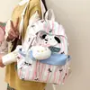 Mochila de viaje de verano de dibujos animados muy elegante y linda con un diseño de gatita Kitty Cat con temática de bosque, fresco y femenino