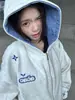 Cárdigan con Bordado de Letras y Costuras a Cuadros Estilo Retro Americano Sudadera con Capucha para Hombre y Mujer 2025 Nueva Marca de Moda Chaqueta para Pareja