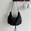 Bolsa de dumplings de nailon estilo coreano para mujer Primavera versátil estilo perezoso bolsa de hombro para ir al trabajo gran capacidad casual bolsa axilar
