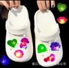 Dia dos Namorados Temático LED Embutido Sapato Buraco de Flor Sapato Flash Buraco de Fivela de Sapato Bolsa Acessórios Luminosos Fivela Decorativa