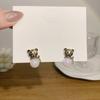 Pendientes de botón con diseño de tigre pequeño y bonitos, estilo nicho femenino, pendientes de año de nacimiento de estilo frío, pendientes de perlas con aguja de plata 925.
