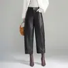 Novos Calças de Couro Retas Femininas Outono/Inverno 2026, Elegantes Calças Harem Largas, Cintura Alta para Trabalho Casual, Calças de Couro Cropped Curvas
