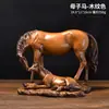 Venta Caliente Transfronteriza Artesanías de Resina Caballo Dorado Adornos Estatua para el Hogar Adornos de Escritorio Decoración para Gabinete de Vino Regalos