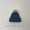 Gorro de Lana para Niños Otoño e Invierno Cálido y a Prueba de Frío Engrosado Lindo Bola de Pelo Gorro de Punto Jersey para Hombres y Mujeres Gorro con Protección para Orejas de Bebé Moderno