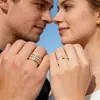 Moda Europea y Americana de Amazon Versátil Estilo Retro de los Años Dorados Fila de Diamantes Acero Inoxidable Acero de Titanio Anillos de Pareja Par de Anillos