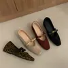Zapatos Mary Jane de estilo retro francés con textura de piel de oveja, nueva colección de otoño, planos de moda y versátiles, perfectos con vestidos, zapatos de tacón para mujer