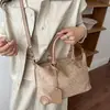 Bolso de Mano de Moda Retro para Mujer 2026 Nuevo Otoño/Invierno Textura de Gamuza Bolso de Hombro Gran Capacidad Bolso Cruzado para Viajar