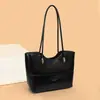 Bolso versátil retro casual nuevo transfronterizo, bolso tote nuevo para mujer, bolso de hombro de gran capacidad para el trabajo, bolso de moda para mujer