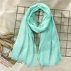 Bufanda Artística Nueva Otoño e Invierno 2024 para Mujer de Algodón y Lino Shawl de Color Puro Japonés y Coreano Producto Nuevo Bufanda de Lino de Dos Tonos al por Mayor