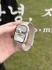 Pulseira de relógio adequada para Apple Apple Watch S9, pulseira de aço inoxidável com padrão de espiga de trigo e fivela magnética para relógio feminino S10