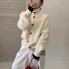 Cárdigan de punto dulce de estilo coreano para mujer, de cuello alto y con botones de corazón, nuevo abrigo suéter grueso y holgado de otoño e invierno con cuello de solapa, moderno