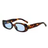 25 Gafas de Sol Pequeñas con Montura Delgada Estilo Ojo de Gato Nuevas, de Moda y Sencillas, Ins Personalizadas Retro Casuales para Viajes al Aire Libre, Protección Solar