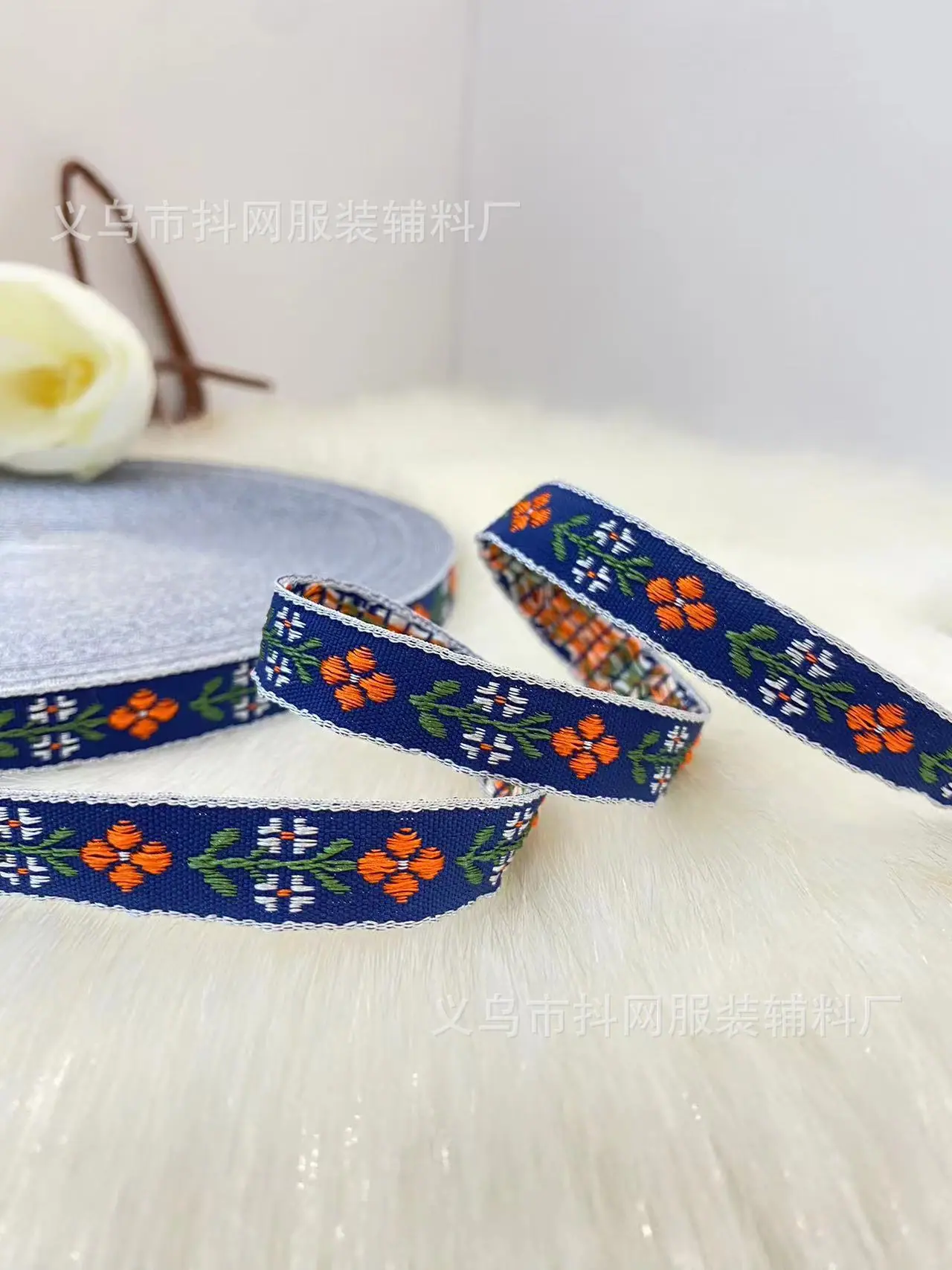 1.2cm提花刺绣织带