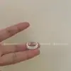 Anillo Retro Dorado Antiguo para Dedo Índice, Lujo Accesible, Moderno y de Alta Gama, Diseño de Nicho Personalizado, Anillo con Patrón de Malla