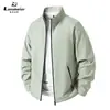 Nueva chaqueta exterior de concha blanda para hombre de otoño con cuello alto, abrigo casual engrosado, cortavientos, resistente al desgaste, de corte holgado, moderna