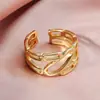 Anillo de Línea Vintage con Hebilla de Astas de Plata Tailandesa para Mujer con Diseño Único, Estilo Moderno y Exagerado, Popular en Redes Sociales, Disponible para Dropshipping