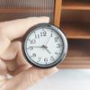 Muñeca de 6 puntos casa de muñecas miniatura mini reloj modelo accesorios de escena casa de muñecas utilería de fotografía reloj electrónico móvil