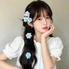 Pinza lateral para el cabello floral súper de cuento de hadas, dulce y atmosférica para mujer, estilo bosque moderno, accesorio para el cabello lateral puro y elegante, lindo adorno para el cabello