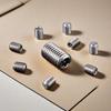 Tornillo de apriete de extremo plano de acero inoxidable con ranura de ciruela M1.6 * 4, tornillo de máquina con dientes finos y ranura de ciruela interior, tornillo de máquina sin cabeza