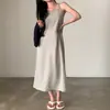 Vestido de Verão 2026 Estilo Coreano Ins Simples Cor Sólida Solto Costas Abertas Alça Média para Mulheres