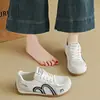 Zapatillas Blancas de Malla 2026 para Mujer, Nueva Versión Coreana de Verano, Estilo Ins, Zapatos Casuales Versátiles para Estudiantes Mujeres, Estilo Callejero MXR15
