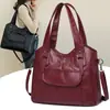 2026 Nova Bolsa de Ombro para Exportação Transfronteiriça Bolsa Tote de Couro Macio Retrô Bolsa de Ombro Transversal da Moda para o Dia a Dia