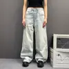 Jeans vintage de pierna ancha arrugados en color azul claro para hombres y mujeres, nuevo estilo de verano, pantalones rectos holgados y favorecedores para tipos de cuerpo de pera.