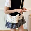 Bolso cruzado de un solo hombro de moda y con estilo 2026 transfronterizo, textura simple, nueva tendencia de verano, bolso único tipo empanada para mujer