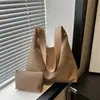 2024 Nuevo Bolso de Mujer para Comercio Exterior Bolso de Hombro Retro de Gama Alta Patrón Tejido Gran Capacidad Bolso General Bolso Tote