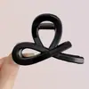 Pinza de Pelo Minimalista de Gama Alta Semiatada para Mujer 2025 Nuevo Estilo Pasador para la Parte Posterior de la Cabeza Recogido Pinza de Tiburón Accesorio para el Cabello Pasador