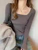 Camiseta básica de cuello cuadrado para mujer, nuevo estilo 2026, adecuada para primavera, otoño e invierno, manga larga gris, con un look sofisticado, diseño escotado, top interior ajustado, blanco