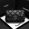 Bolso acolchado de mujer moderno y elegante, estilo coreano 2026 Verano, Bolso cuadrado pequeño con hebilla simple de flor de ciruelo, Bolso de cadena para un solo hombro y cruzado, de moda