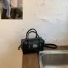 2026 Nueva Bolsa Cuadrada Pequeña para Mujer, Bolso de Mano Boston, Bolso Cruzado de Temperamento para el Viaje Diario, Estilo Coreano, Diseño de Nicho, Bolso para Mujer