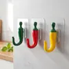 Popular colgador de abrigo con forma de chile, gancho creativo para colgar en la pared sin taladro para la entrada, colgador de llaves para la pared