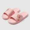 Sandalias Lindas de Dibujos Animados con Letras y Osos Ant Love para Casa y Exteriores, Estilo Unisex para Parejas, Zapatos Moldeados por Inyección