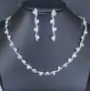 Conjunto de Joias Elegante de Princesa Estilo Novo Europeu e Americano Transfronteiriço, Colar Simples e Versátil com Strass para Clavícula com Diamantes Coloridos