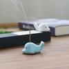 [Inserto de incienso de ballena pequeña de cerámica] adornos para insertar incienso en el hogar mascota de té inserto de incienso de línea adornos para el hogar incienso de línea de escritorio