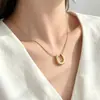 Collar con Colgante en Forma de U Acero de Titanio Chapado en Oro Real y Hebilla de Herradura que No se Desvanece Lujo Accesible Cadena Elegante para la Clavícula Joyería Popular para Transmisiones en Vivo