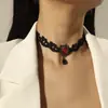 Joias transfronteiriças europeias e americanas nicho gargantilha preta gola de renda pingente clavícula colar de Halloween tassel oco estilo gótico