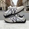 2026 Modelo Nuevo Malla Zapatos de Entrenamiento Alemanes Unisex Transpirables Casuales Deportivos Color Negro y Blanco Bloqueo de Color Versátiles Tenis Venta al por Mayor