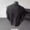 Camiseta de Manga Corta para Hombre de Seda de Hielo Fina a Rayas, Nueva Tendencia Fresca y Sencilla, Gama Alta, Verano 2026