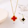 Nuevo Collar de Acero de Titanio Cuatro Hojas que No se Desvanece para Mujer, Cadena de Clavícula Versátil de Lujo Ligero a la Moda, Joyería Clásica de Temperamento Más Vendida