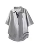 Camiseta de Hombre con Cordón, Diseño Patchwork, Cuello en V, Marca de Verano de Moda, Estilo Falso de Dos Piezas, Fresca, Cuello Solapa, Manga Corta, Holgada, Versátil