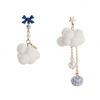 Aretes de Bola Esponjosa Nube Blanca Lindos Dulces Lazo Azul Corazón de Niña Clip para la Oreja