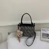 Bolsa de balde de nicho de alta qualidade para mulheres, nova bolsa versátil de outono de 2026, bolsa transversal popular para ir ao trabalho